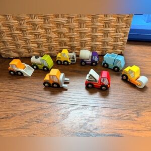 Colorful Wooden montessori Toy Vehicle Set